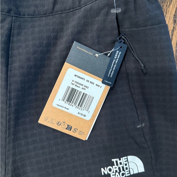North Face Woven Cargo Trek grid pant NWT - Picture 5 of 6